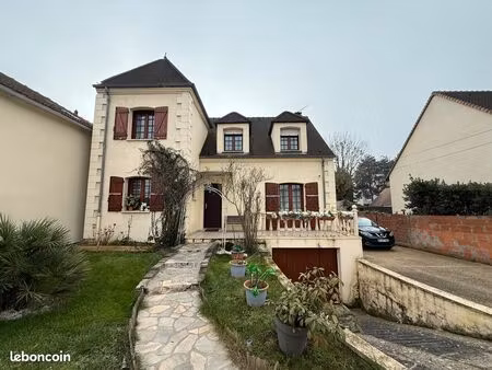 belle maison 5 pièces 110m2