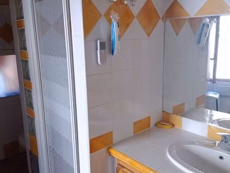 t2 dans maison de village 55m2