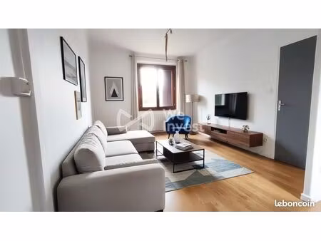 immeuble 180 m² cransac