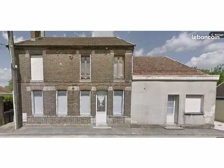 immeuble de rapport 195 m² mailly-le-camp