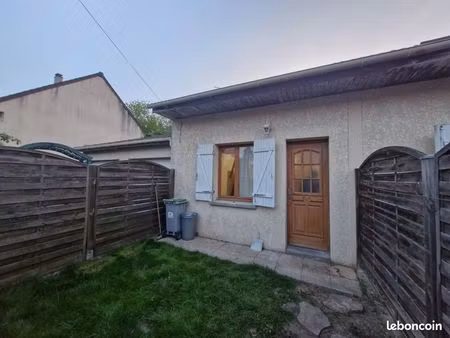 studio 28m2 taverny vaucelles