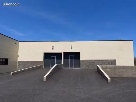 hangar à louer