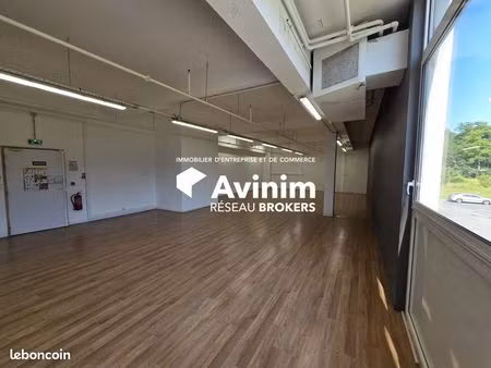 local 125 m² chaumontel