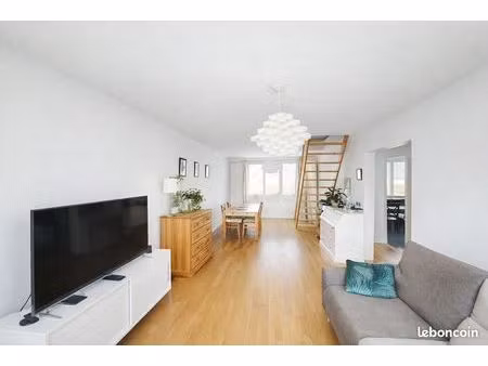 maison 5 pièces 74 m²