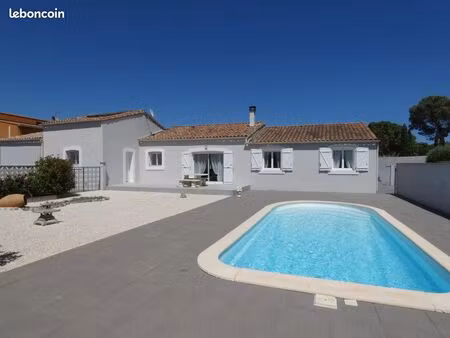 villa 5 pièces 140 m²