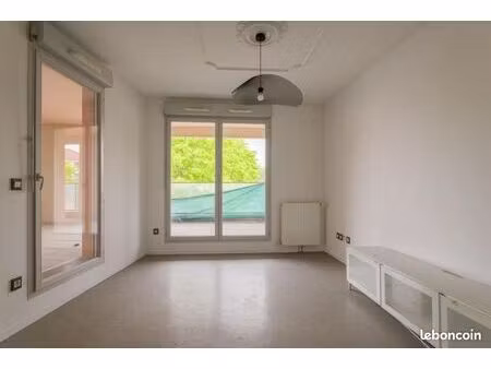 appartement 3 pièces 55 m²