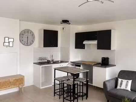 appartement t3 de 62 m² avec terrasse et 2 places de parking – linas