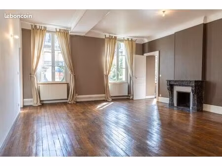appartement 4 pièces 118 m²