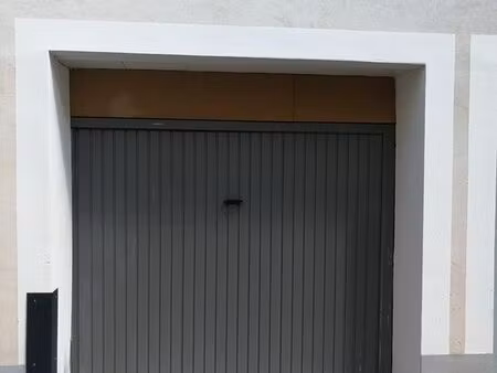 garage à louer