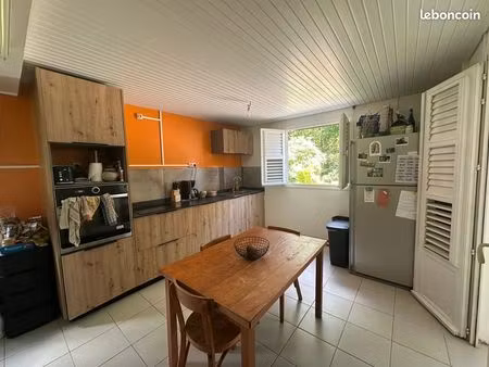 à louer - f 3 meuble quartier la cherry le diamant
