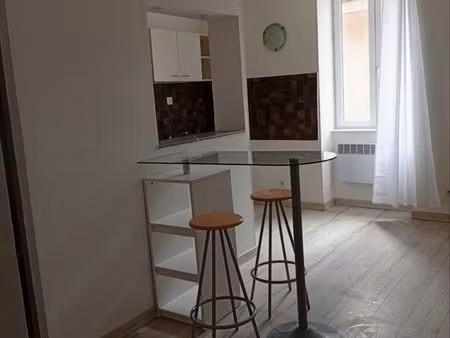 location a l année t2 centre ville