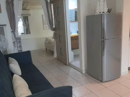 t2 vue mer ste anne