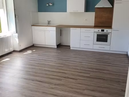a louer appartement t2 de 39 m² très lumineux  quartier sévérac gare