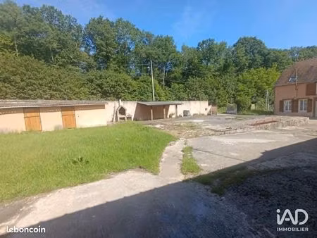 propriété 6 pièces 219 m²