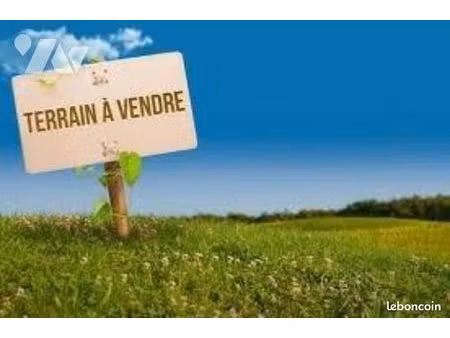 terrain 879 m² epaney