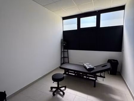 bureau à louer - professionnel de santé