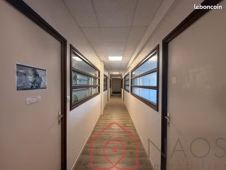 local 63 m² floing