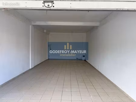 local 47 m² gosier