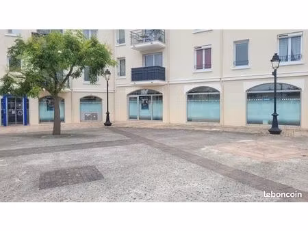 local commercial 89 m²