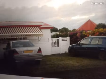 petite maison (f1) non loin de tout