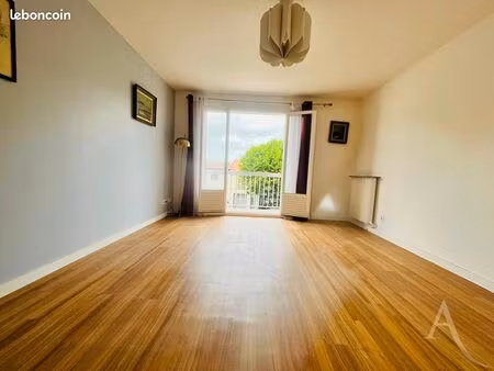 appartement 4 pièces 82 m²
