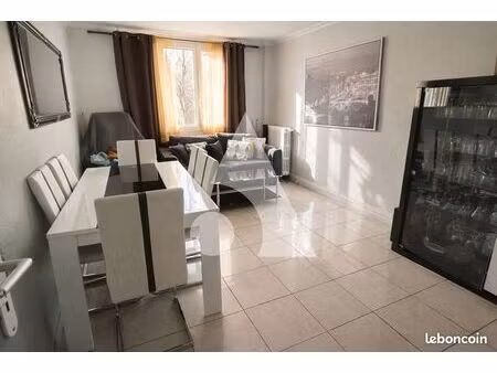 appartement 3 pièces 54 m²