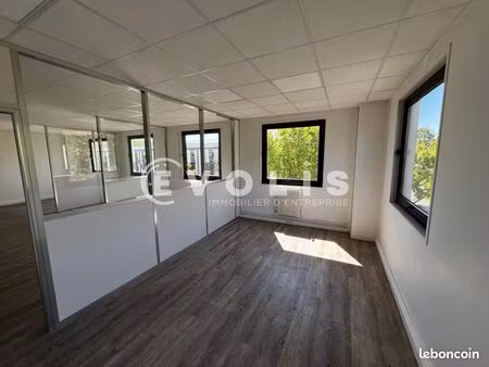 bureaux 290 m²