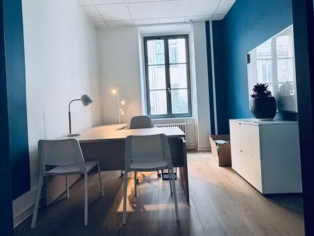 location bureau 2 personnes centre-ville narbonne