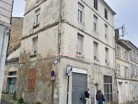 immeuble 15 pièces 300 m²