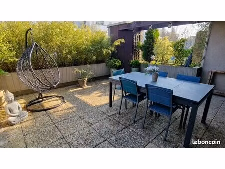 appartement lumineux 114 m² – résidence sécurisée – terrasse - 2 parkings
