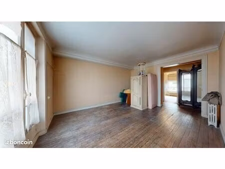 appartement 4 pièces 82 m²