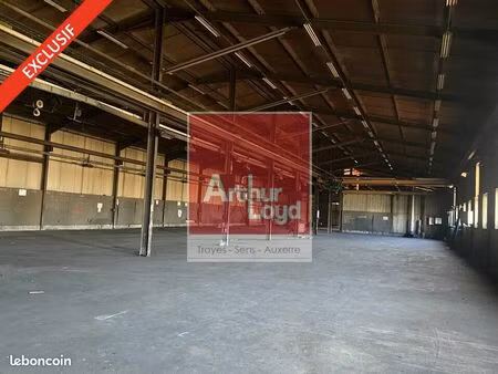 entrepot - logistique 2150 m² troyes