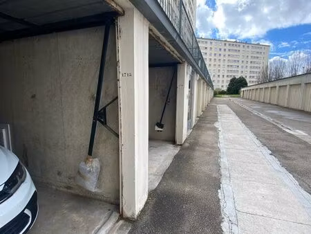 garage individuel copropriété rond point de saint andré