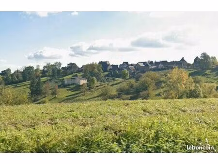 terrain 2 690 m² vars sur roseix