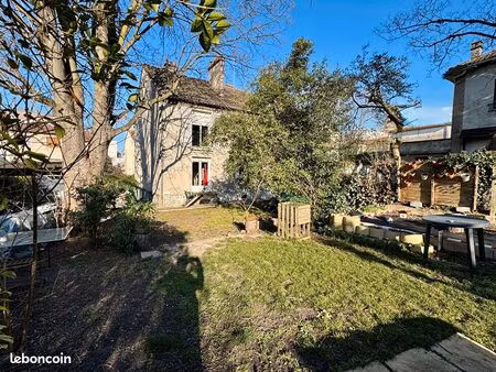 duplex 5 pièces 185 m²