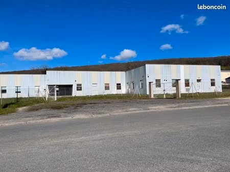 local commercial st amand montrond