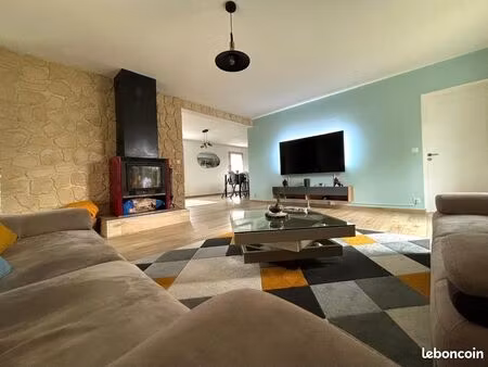 maison familiale 203 m² - 5 chambres - dpe b - vue forêt - à 5 min de saintes