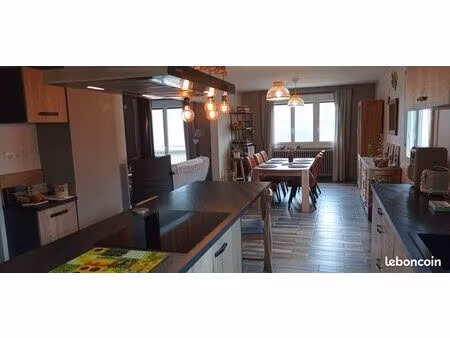 vendre maison à vic sur cere