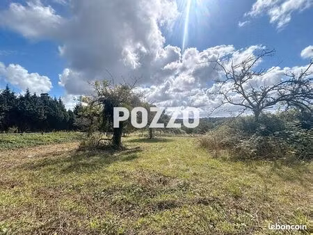 terrain 1 215 m² equemauville