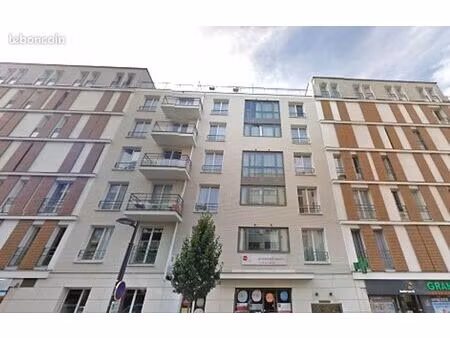 studio 1 pièce 18 m²