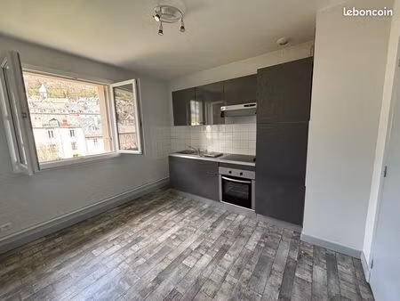 appartement traversant 47m2