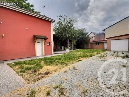 maison 3 pièces 76 m²