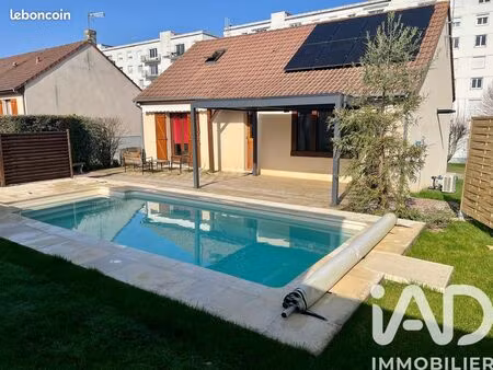 maison 5 pièces 90 m²