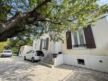 pavillon 126 m² pavillons sous bois