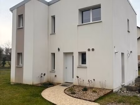 maison pièces 105m2