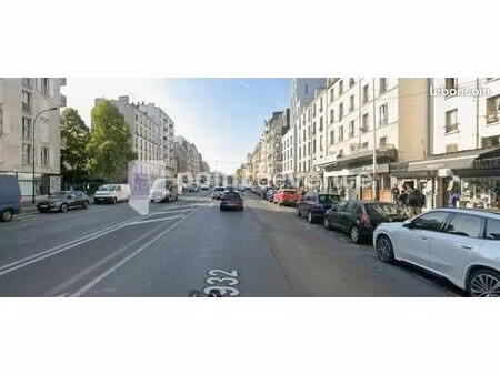 commerce habillement/textile 485 m²