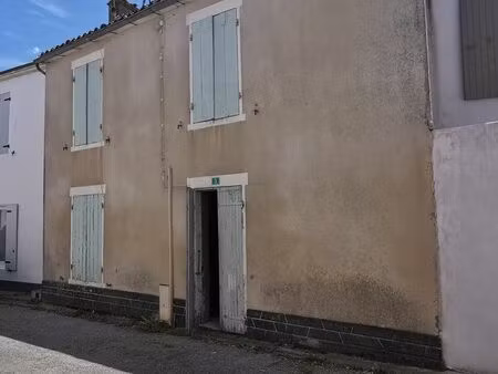 maison avec dépendances a vendre