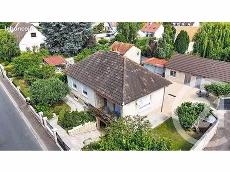 maison 5 pièces 121 m²
