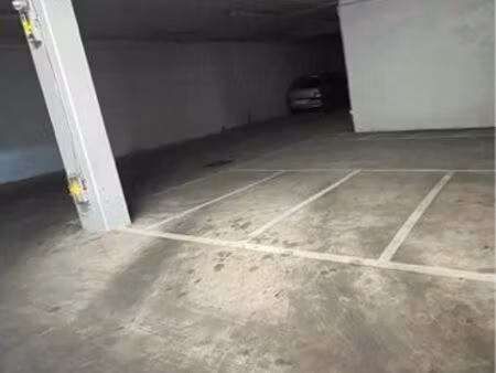 place de parking moto