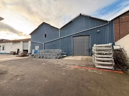local d'activite 1000 m² la courneuve